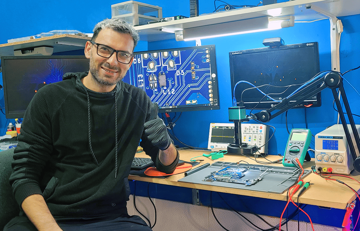 Reparación de Notebooks a nivel electrónico